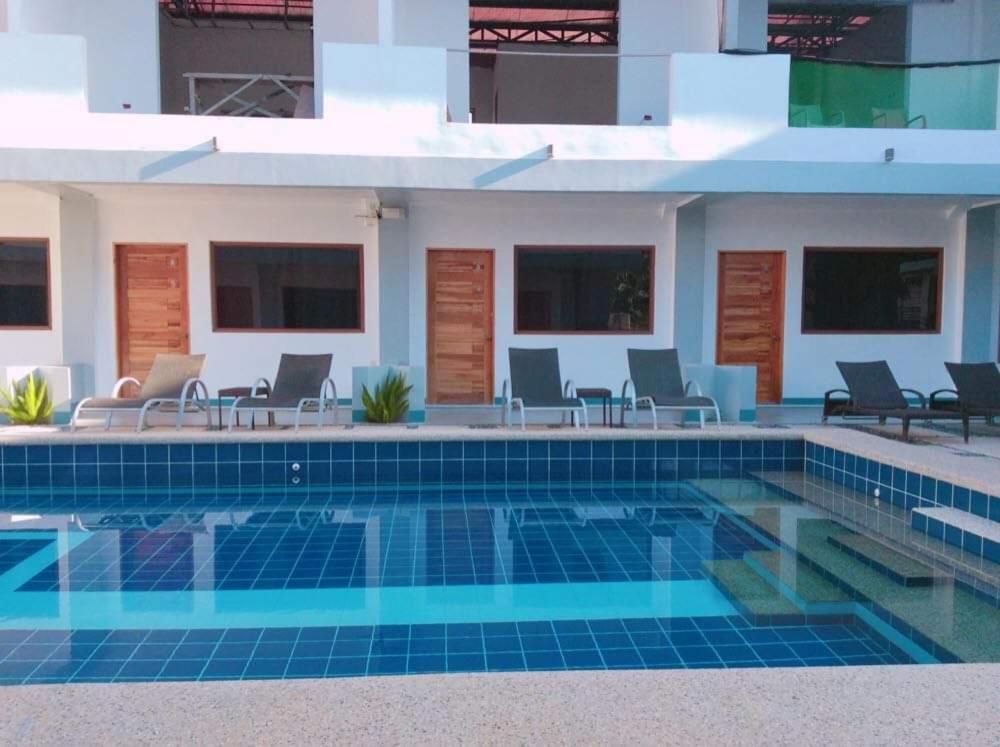 Ocean Holic Resort Tagbilaran Exterior foto